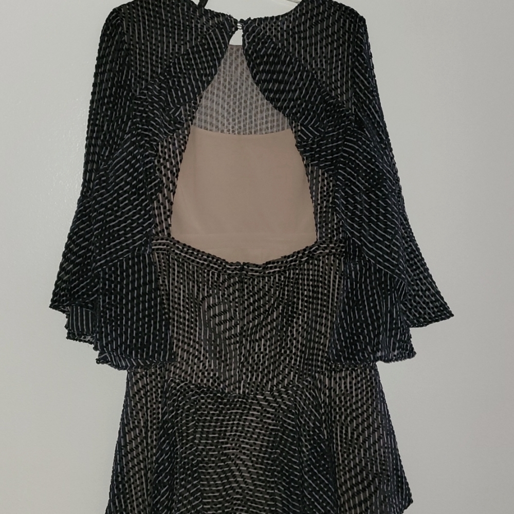 BCBG dress NWT. - Picture 3 of 5